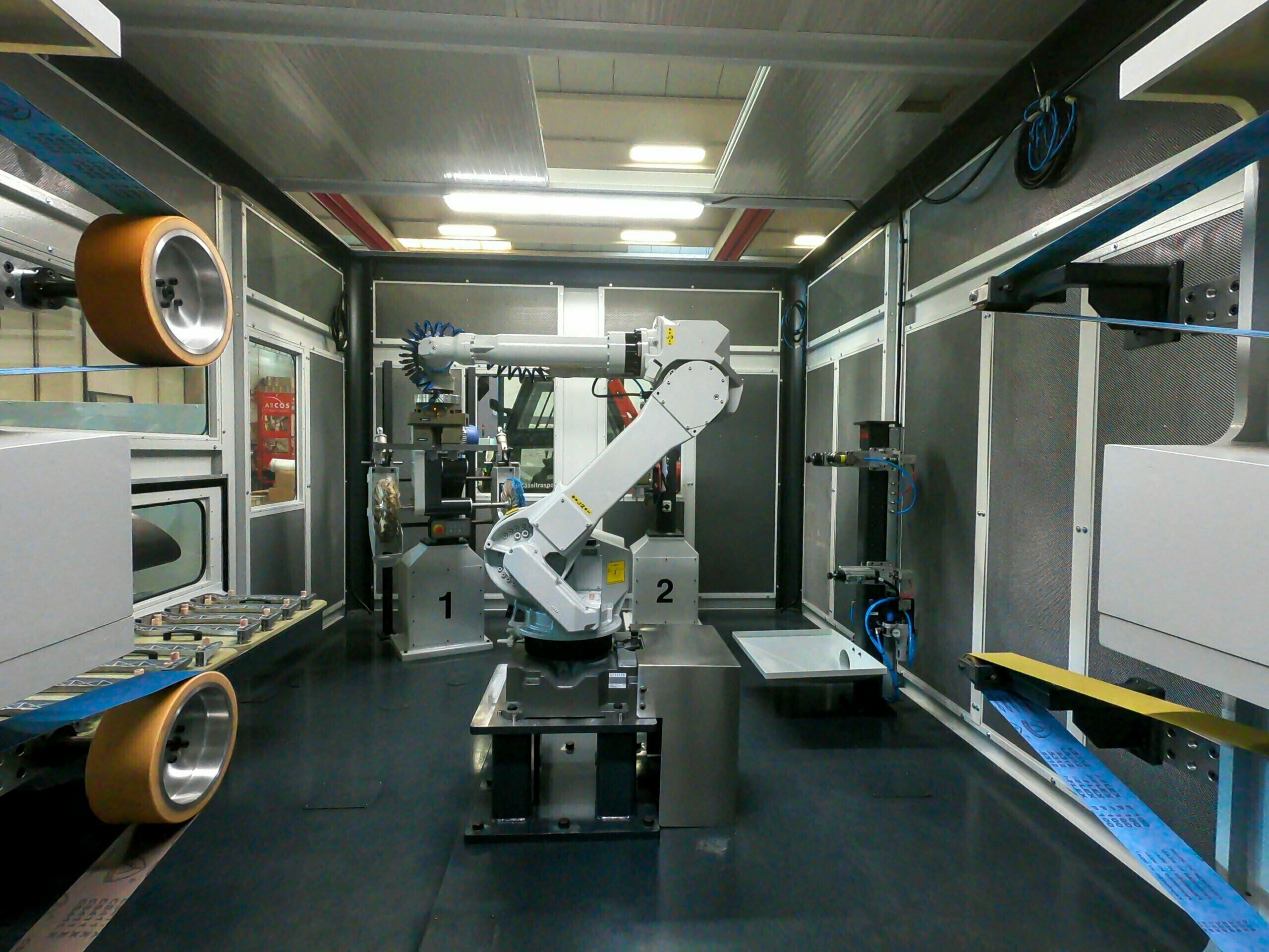 Automatisation de la rectification robotisée: réduire de moitié les temps de production avec Arcos