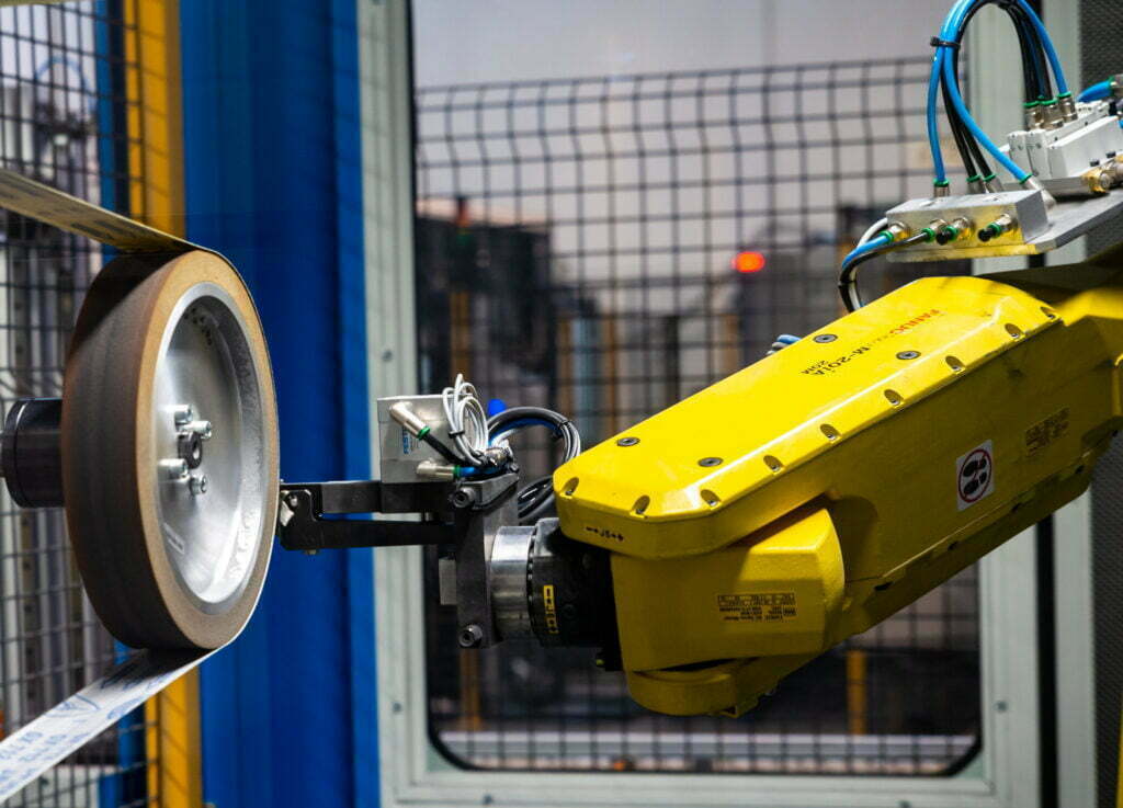 Robot smerigliatura