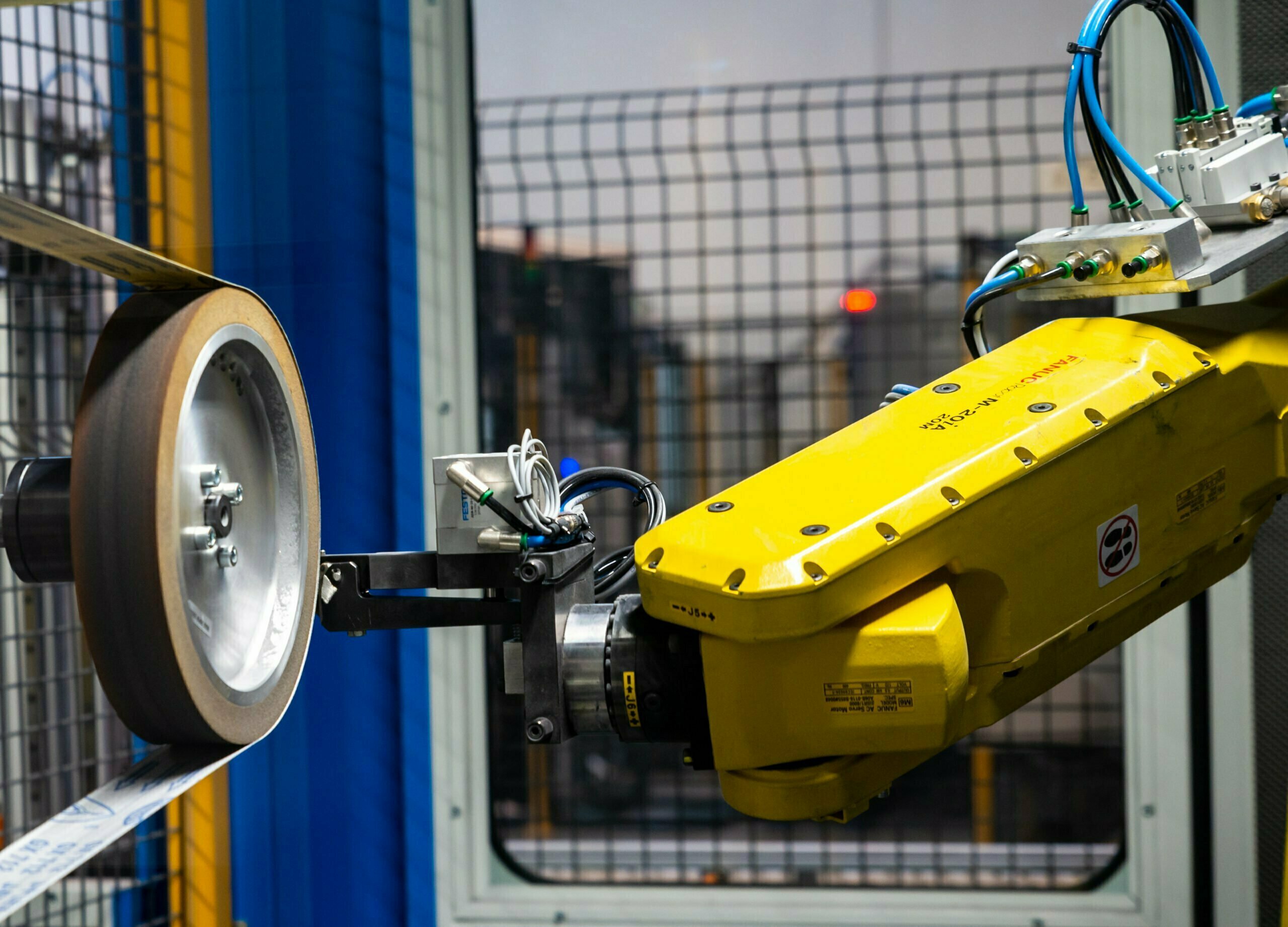 Robot grinding: discover all the applications | Arcos